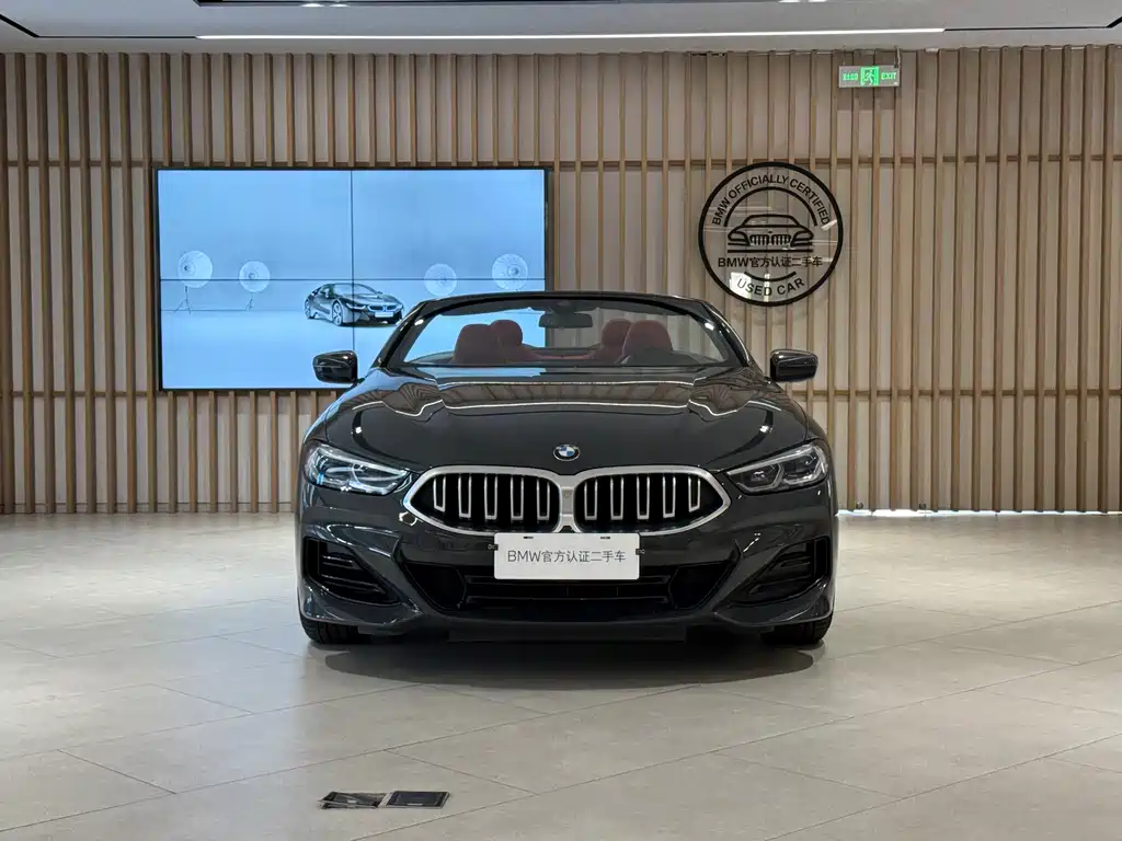 BMW 8 Series 2024 — фото 2