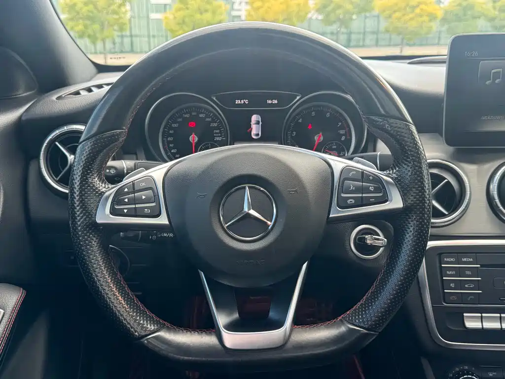 Mercedes-Benz CLA 2017 — фото 14