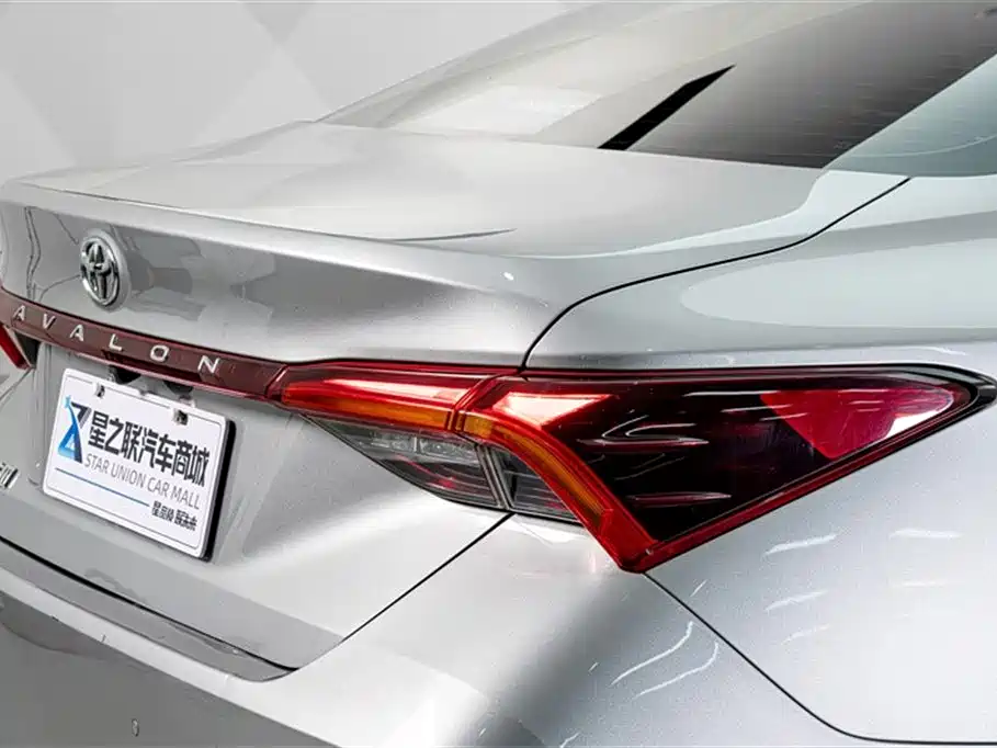 Toyota Avalon 2022 — фото 8