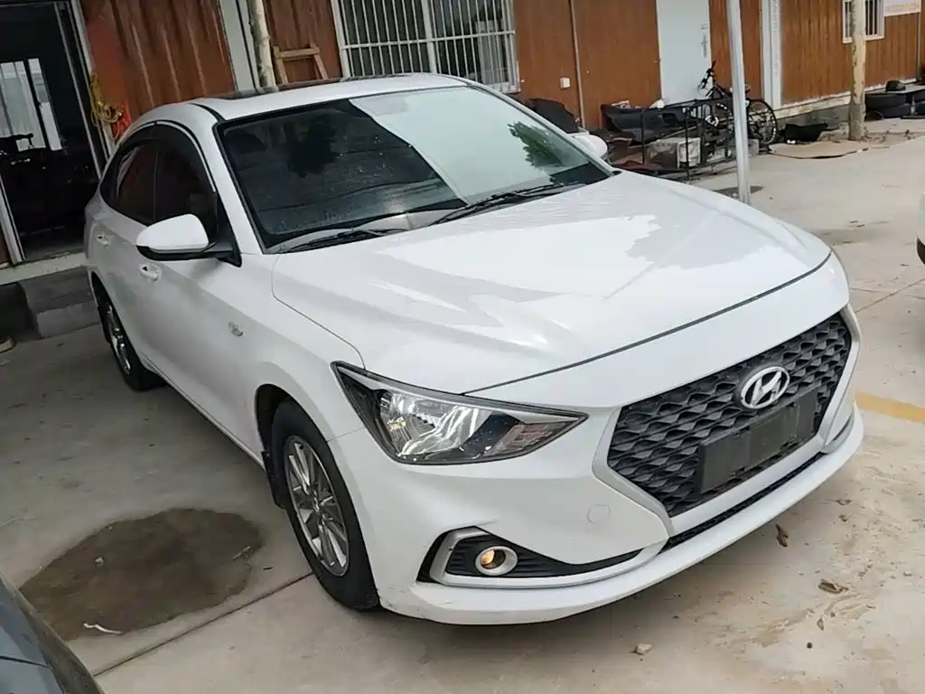 Hyundai Elantra 2017 — фото 4