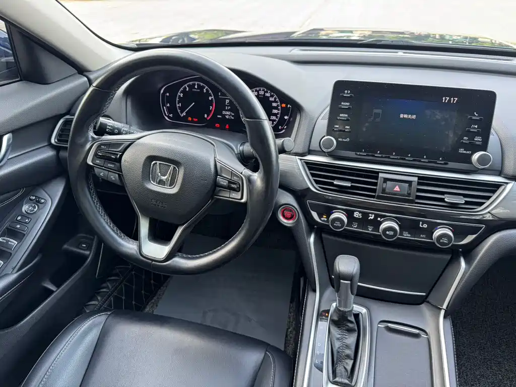 Honda Inspire 2019 — фото 8