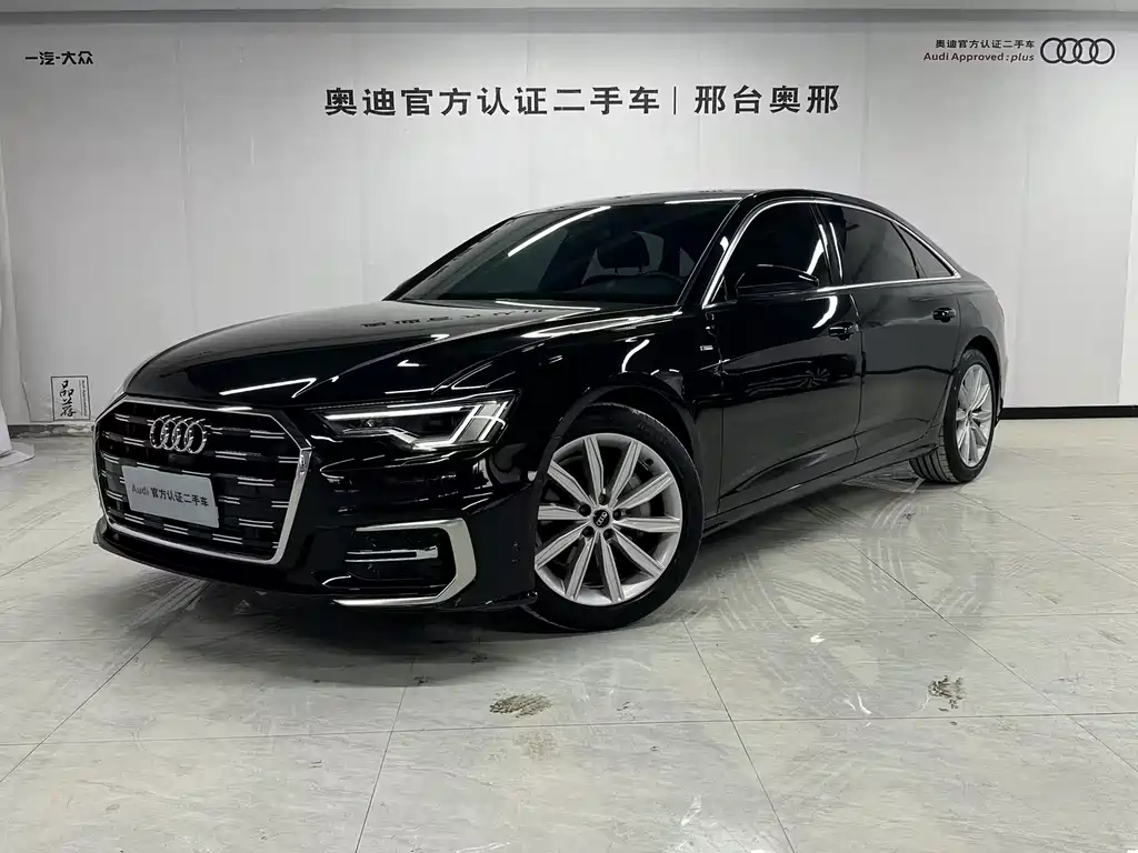 Audi A6L 2025 — фото 1