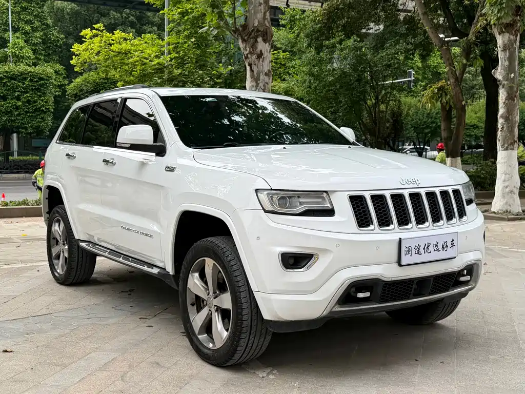 Jeep Grand Cherokee 2016 — фото 3