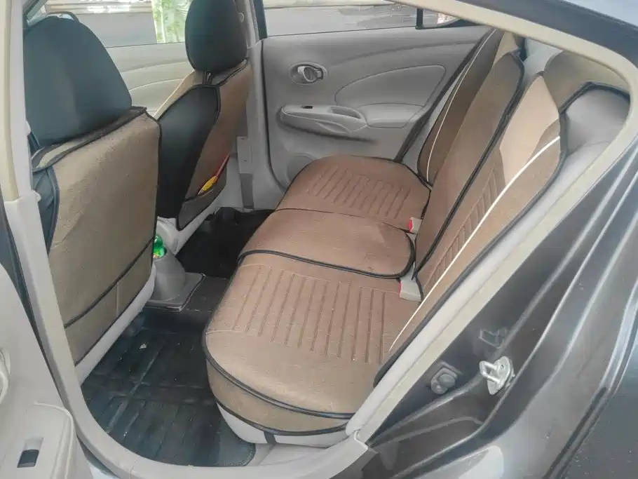 Nissan Sunny 2016 — фото 11