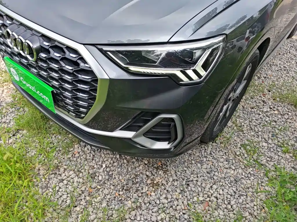 Audi Q3 Sportback 2021 — фото 24