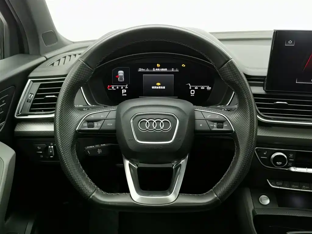 Audi Q5L Sportback 2022 — фото 11