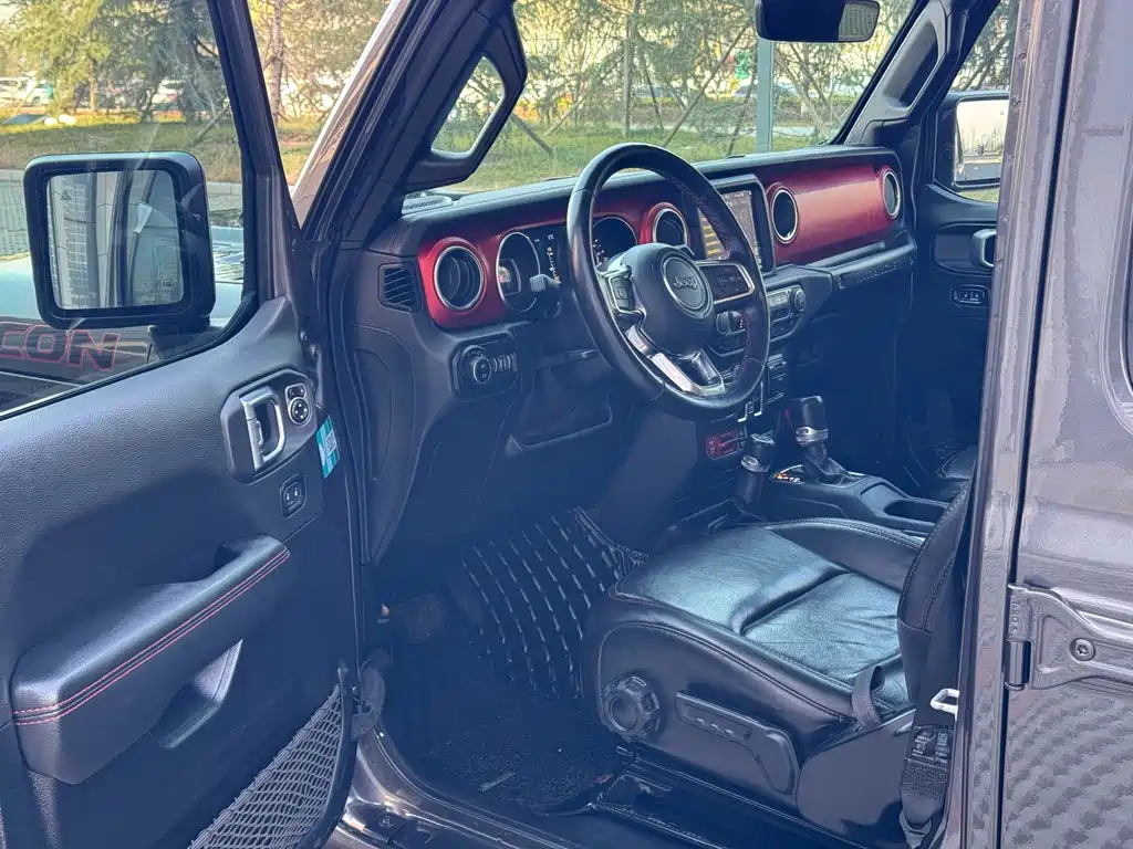 Jeep Wrangler 2021 — фото 11