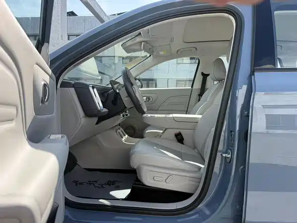 Leapmotor B10 2025