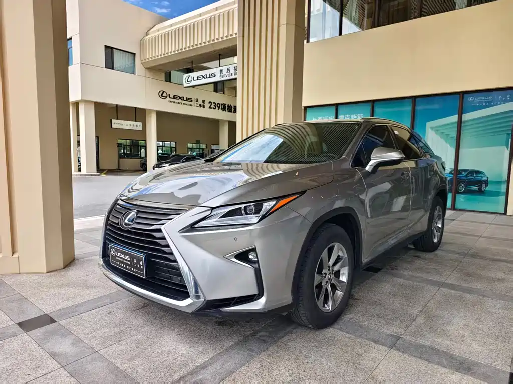 Lexus RX 2019