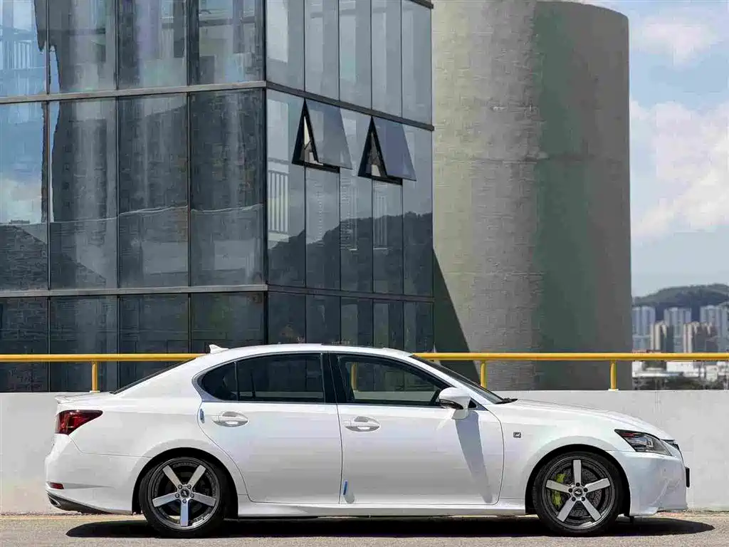 Lexus GS 2015 — фото 9