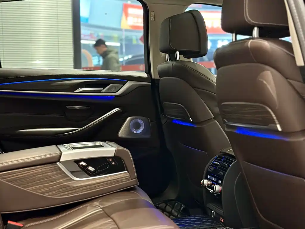 BMW 5 Series 2020
