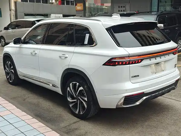 Geely Xingyue L 2021