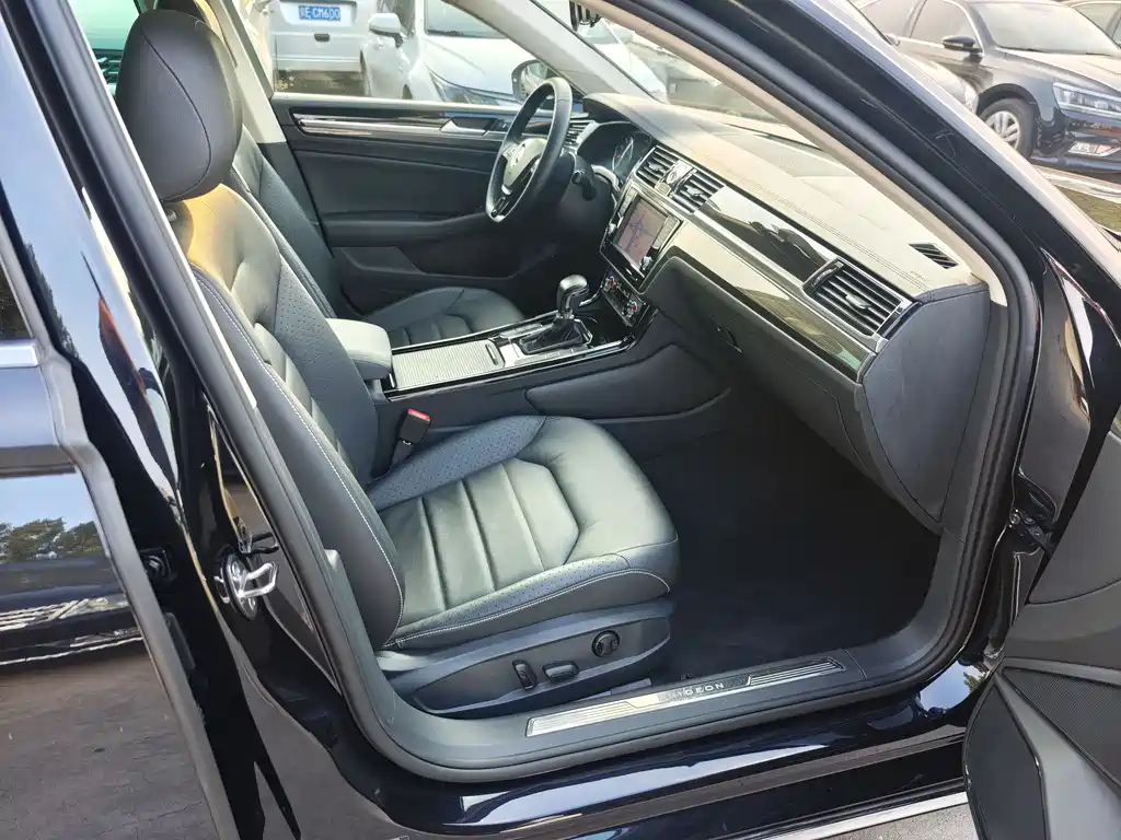 Volkswagen Phideon 2017 — фото 10