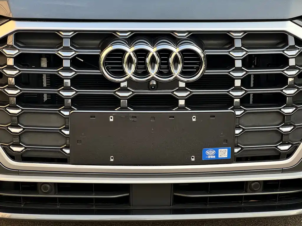 Audi Q3 2023 — фото 19