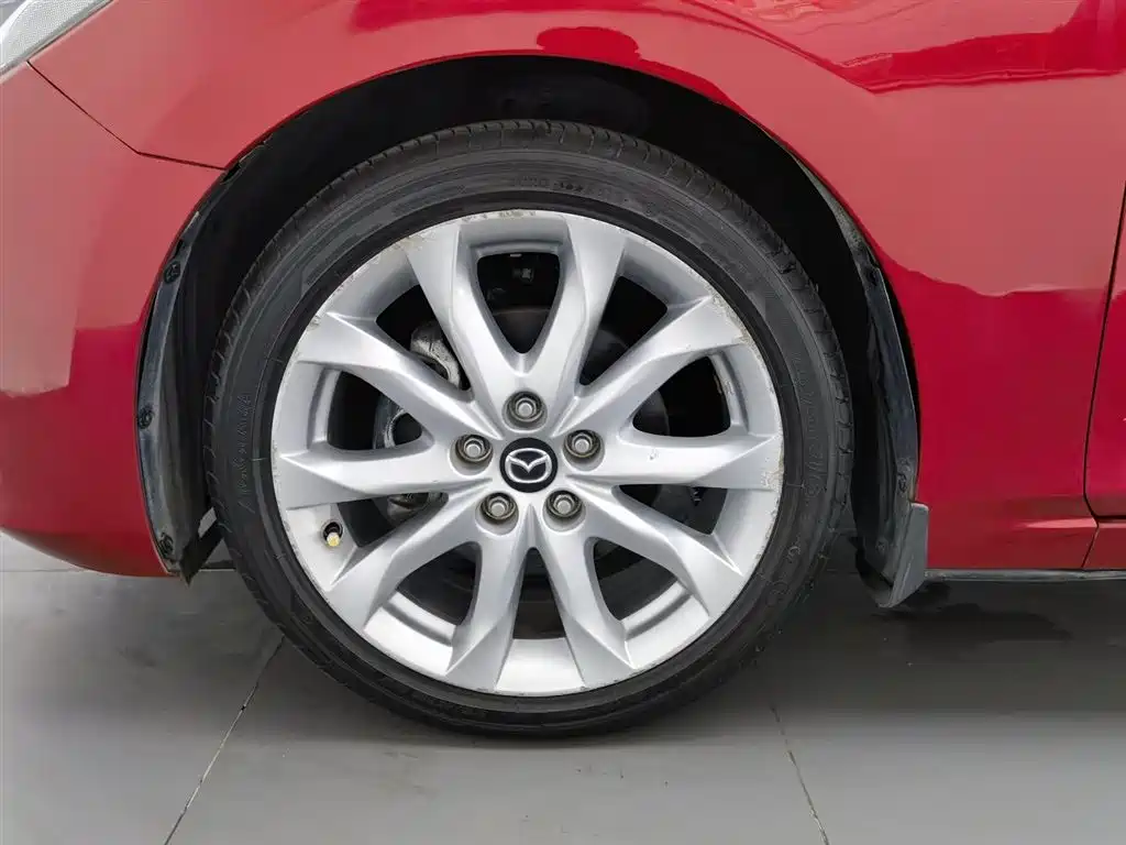Mazda 3 Axela 2016 — фото 17