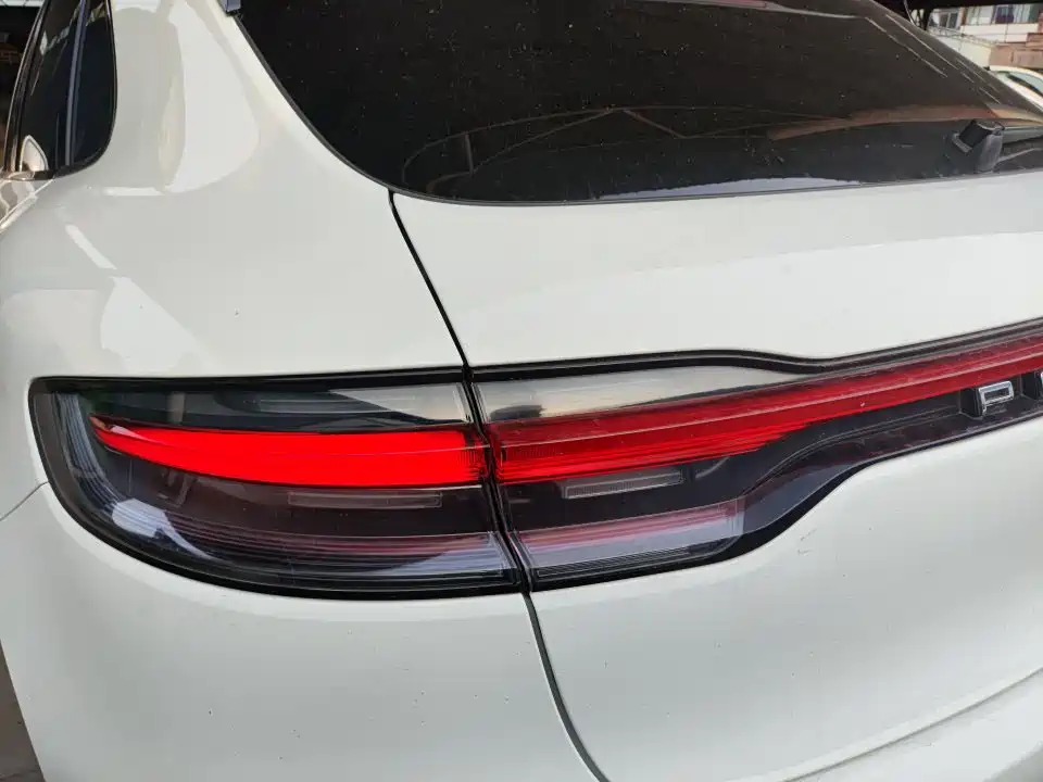 Porsche Macan 2023 — фото 10