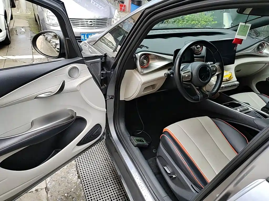 BYD Dolphin 2022 — фото 16