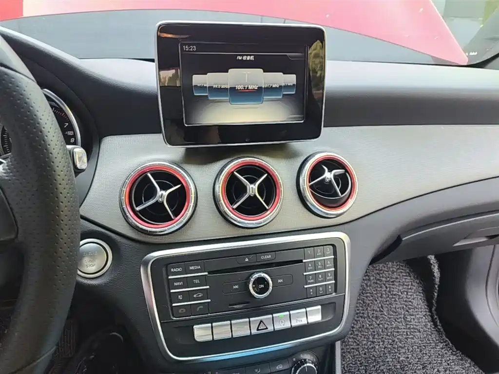 Mercedes-Benz CLA 2017 — фото 13