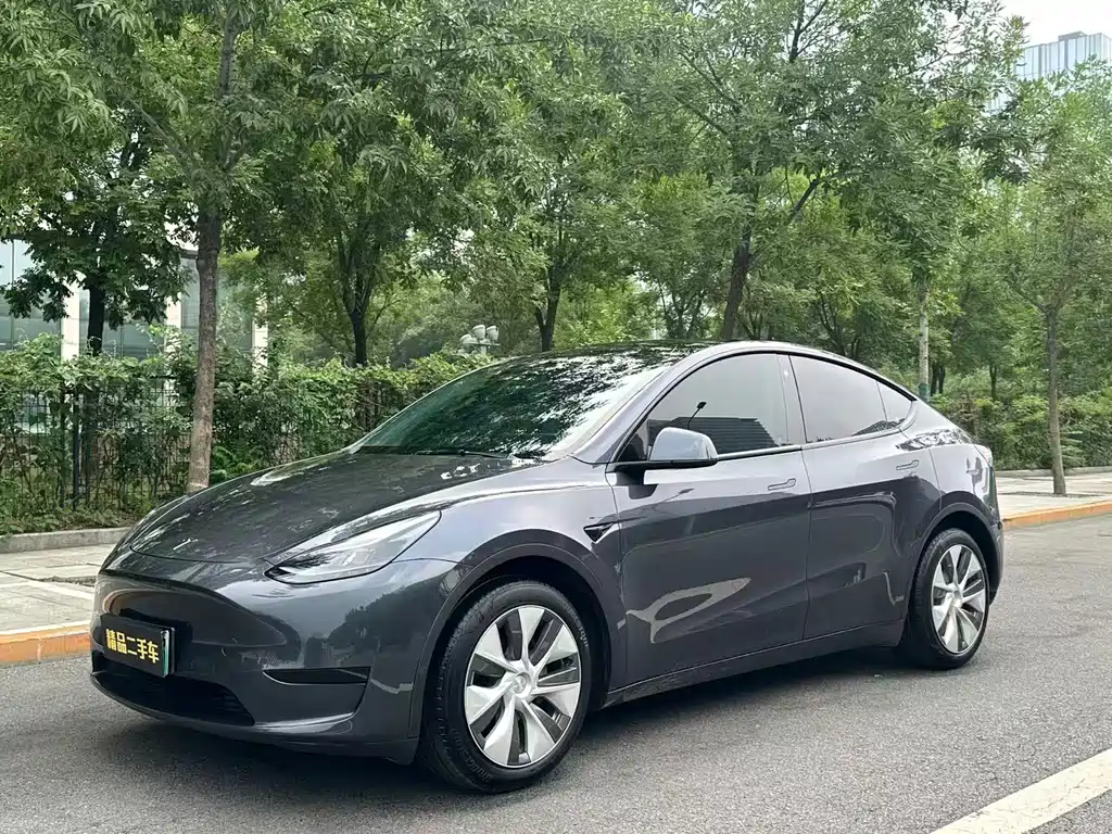 Tesla Model Y 2022 — фото 1