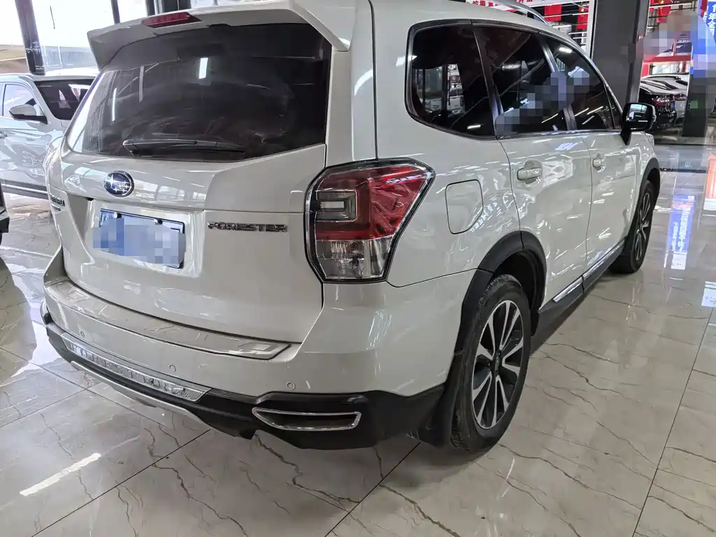 Subaru Forester 2016