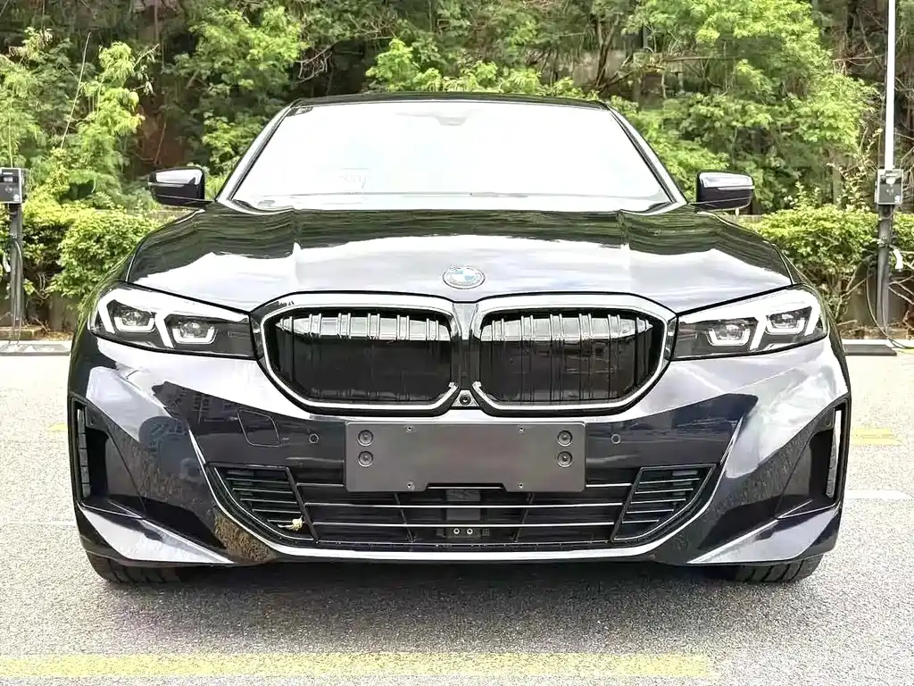 BMW i3 2024