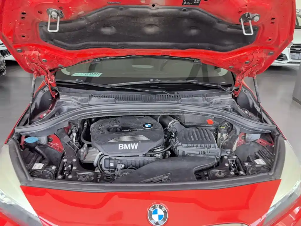 BMW 2 Series Station Wagon 2017 — фото 20