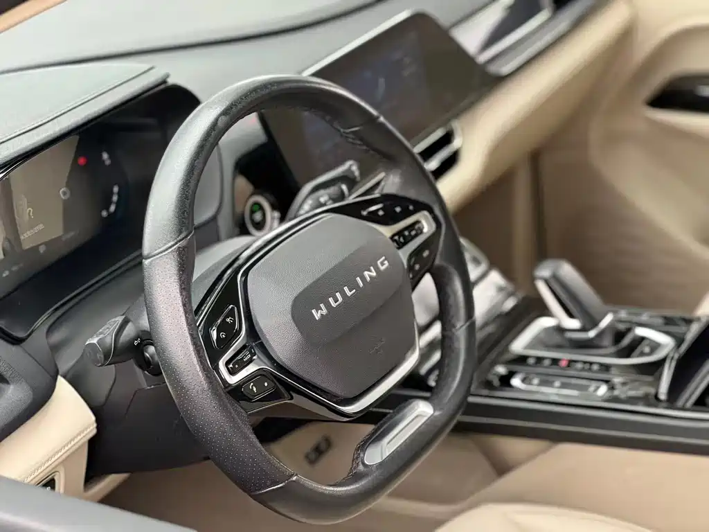 Wuling Victory 2020 — фото 10