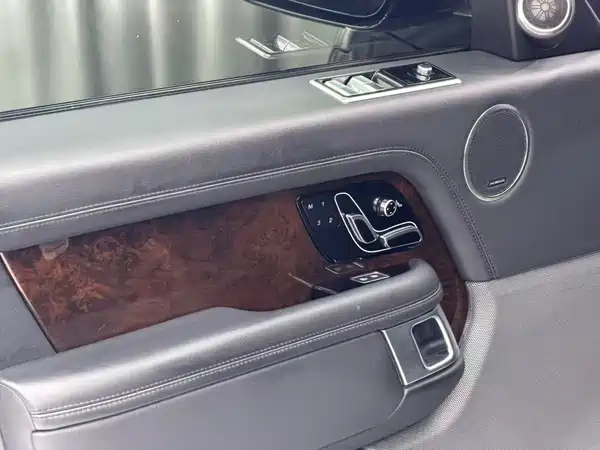 Land Rover Range Rover 2021