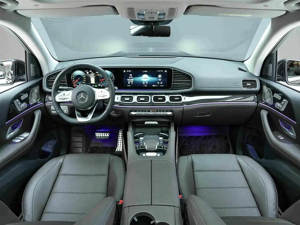 Mercedes-Benz GLS 2024 — фото 6