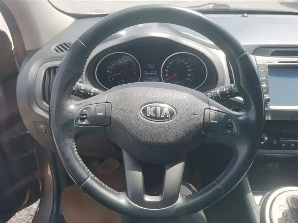 Kia Sportage 2015 — фото 11