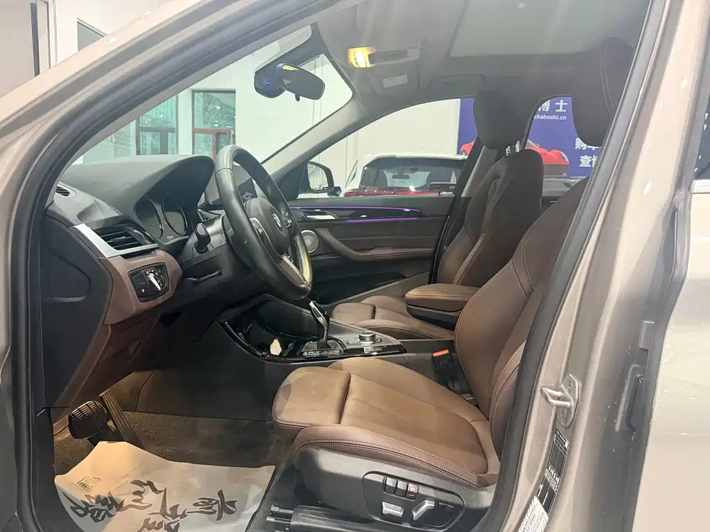 BMW X1 2022 — фото 12