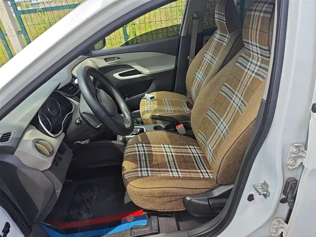 Chevrolet Sail 2016 — фото 15