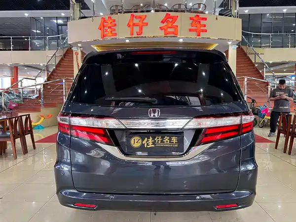 Honda Odyssey 2015