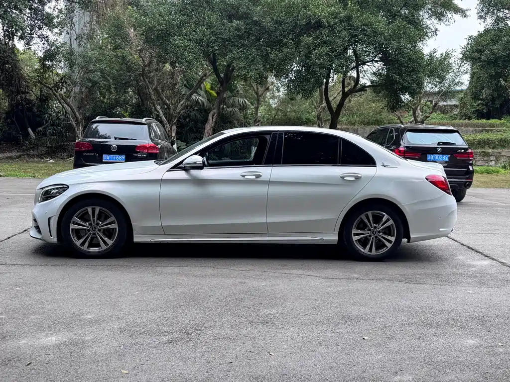 Mercedes-Benz C-Class 2019 — фото 3