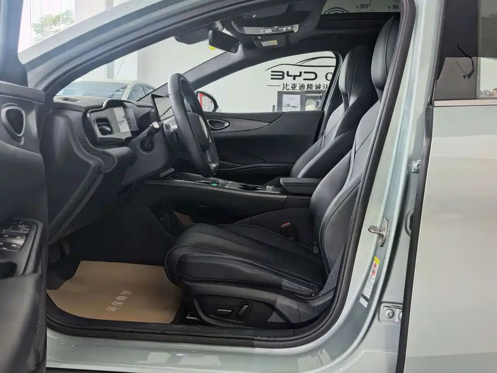 BYD Seal 06 2025