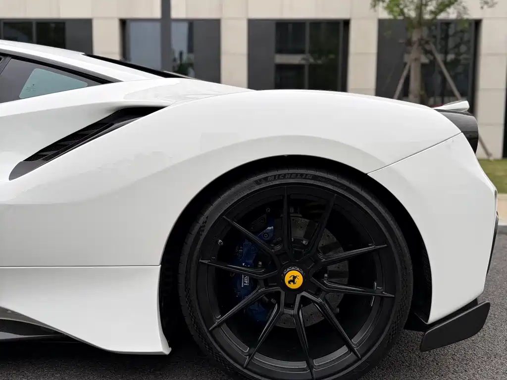 Ferrari 488 2015 — фото 12