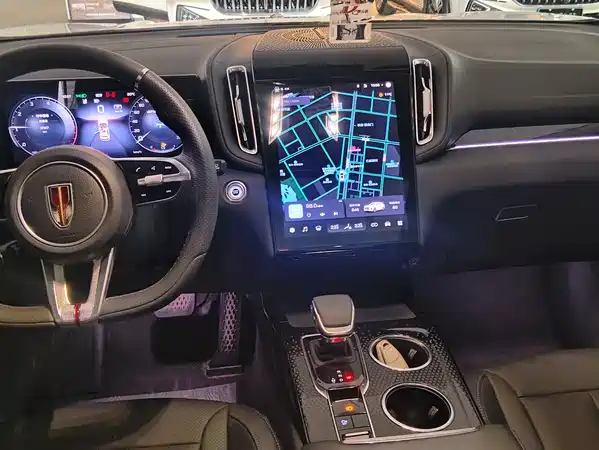 Hongqi HS3 2023