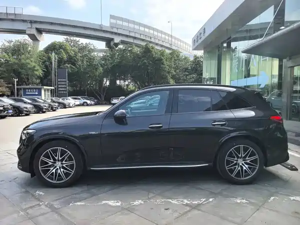 Mercedes-Benz GLC AMG 2025