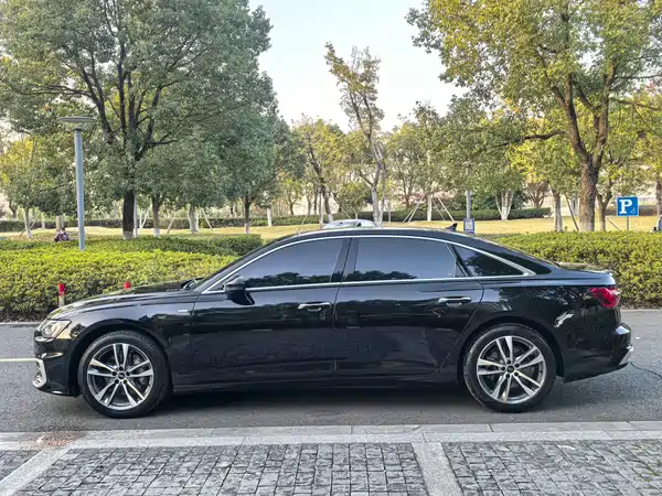 Audi A6L 2023
