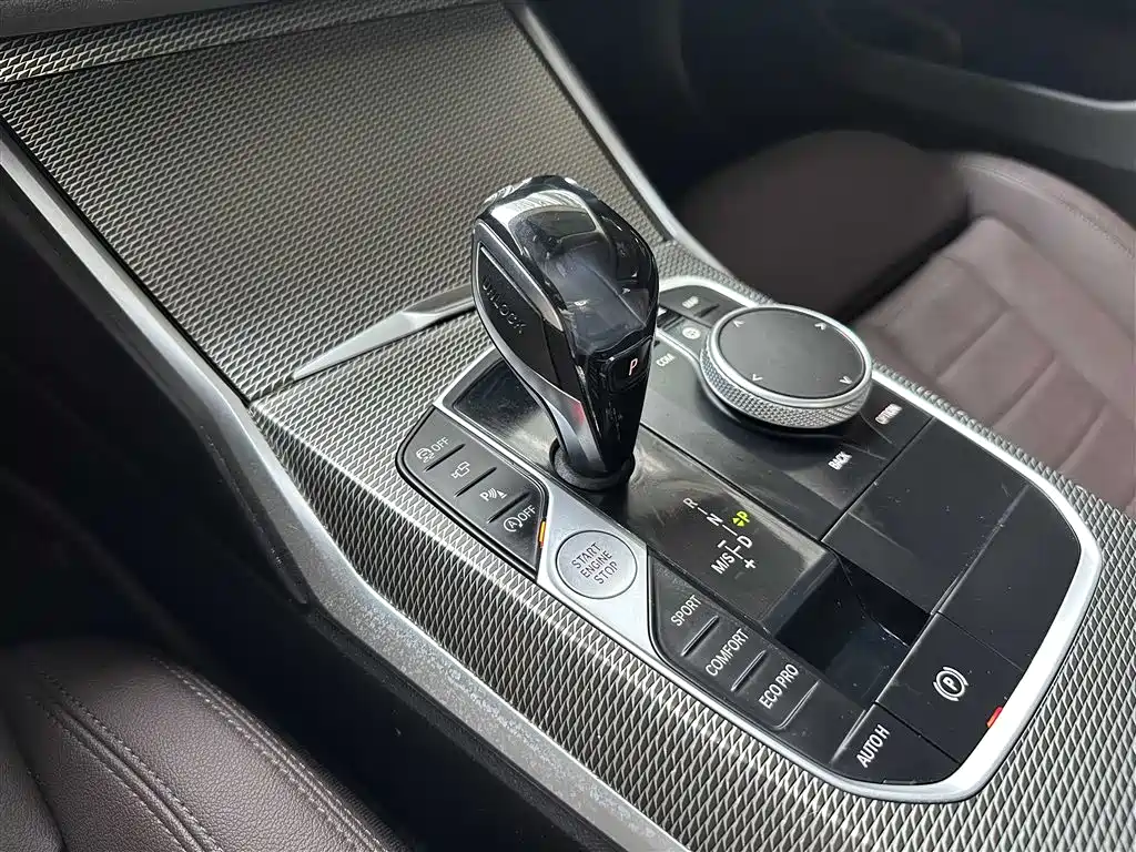 BMW 3 Series 2021 — фото 14