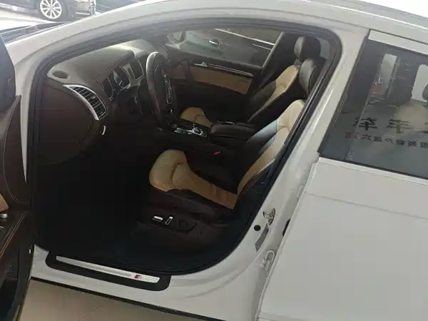 Audi Q7 2015