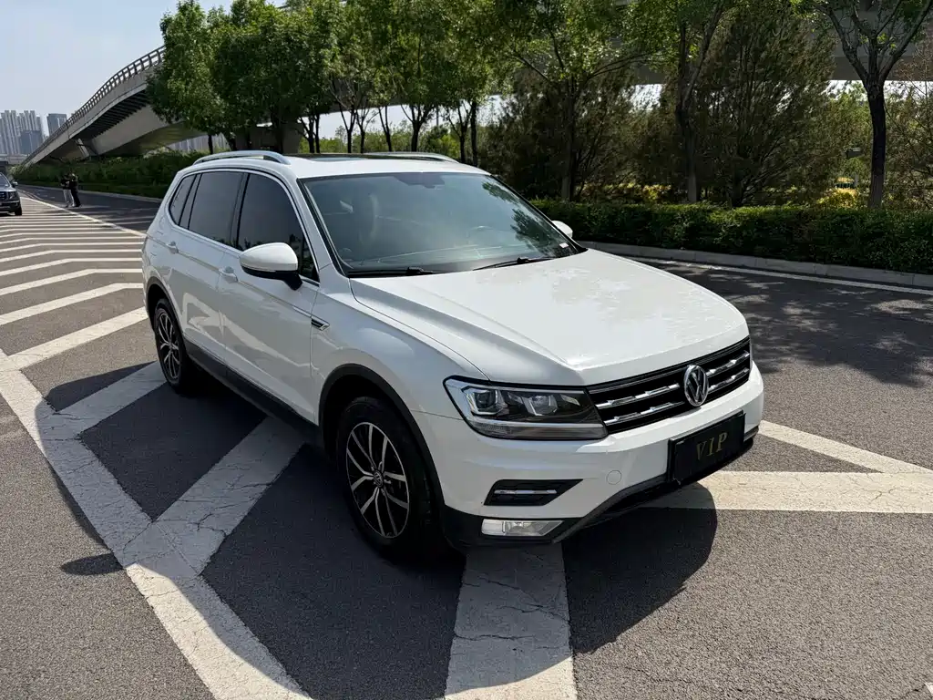 Volkswagen Tiguan L 2018