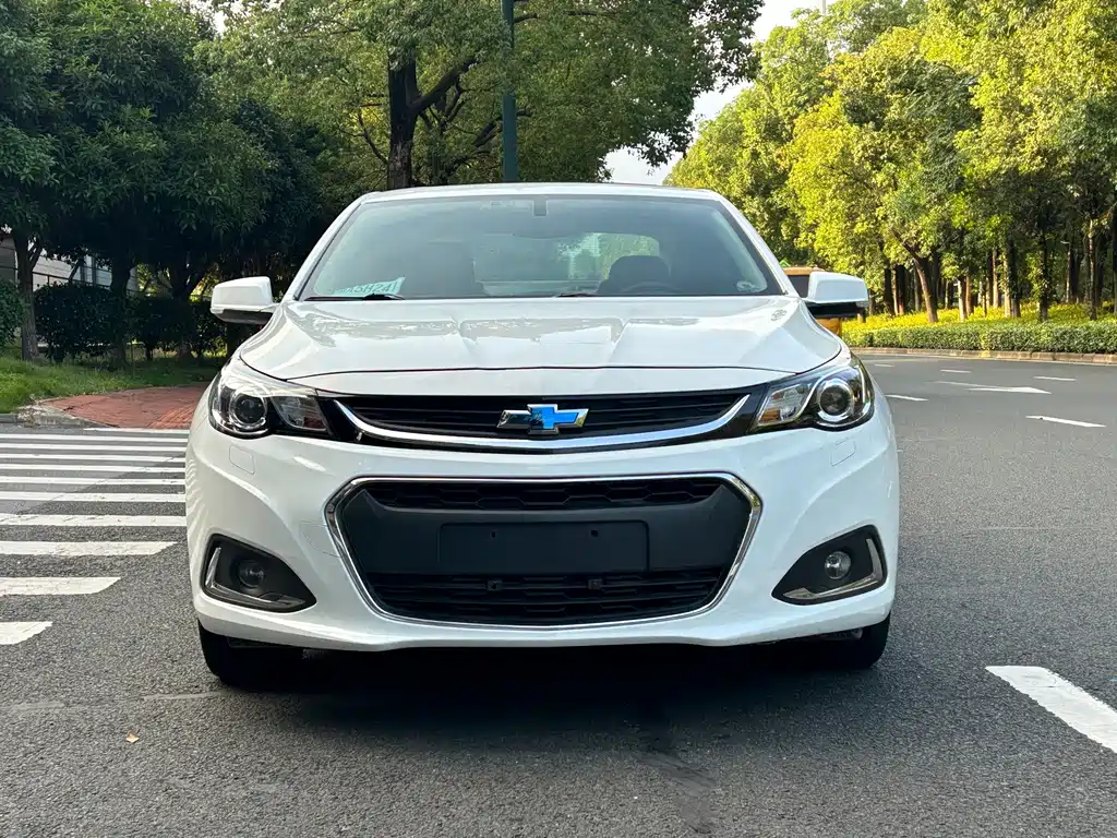 Chevrolet Malibu 2018 — фото 2