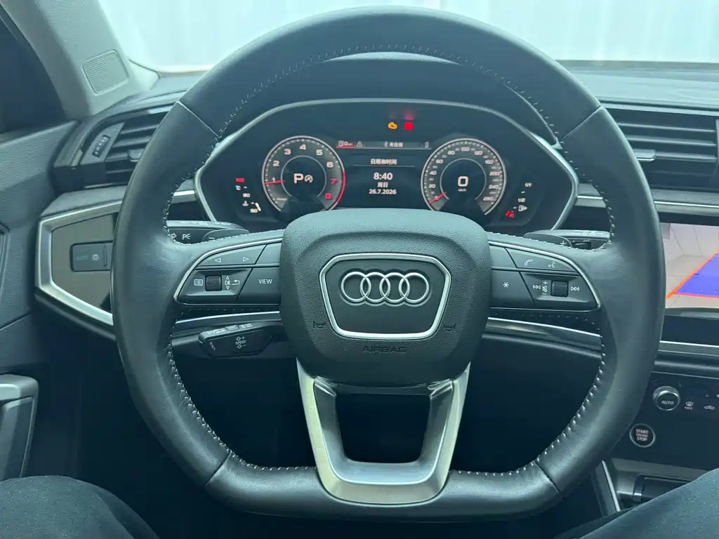 Audi Q3 2022 — фото 12