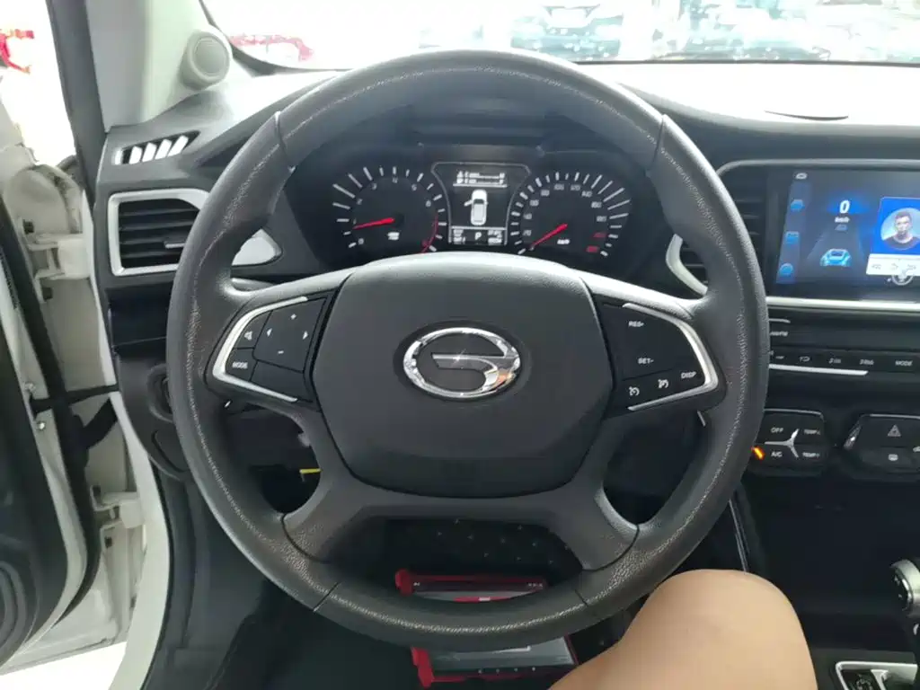 GAC Trumpchi GS4 2017 — фото 11