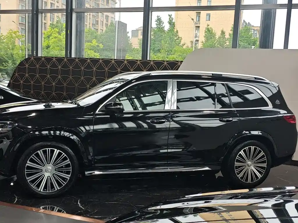 Mercedes-Benz GLS — фото 3