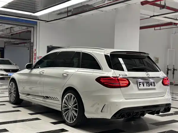 Mercedes-Benz C-Class 2020
