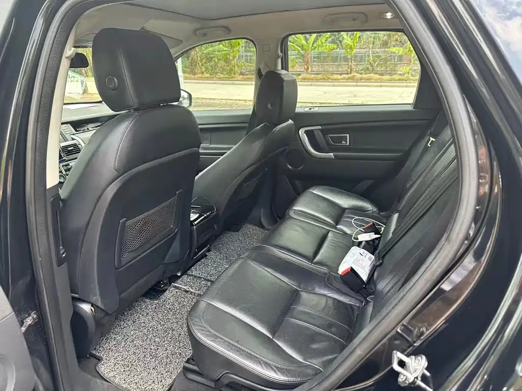 Land Rover Discovery Sport 2015 — фото 6