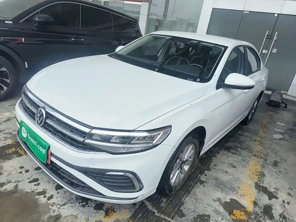 Volkswagen Bora 2024