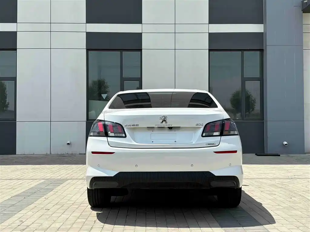 Peugeot 408 2021 — фото 12